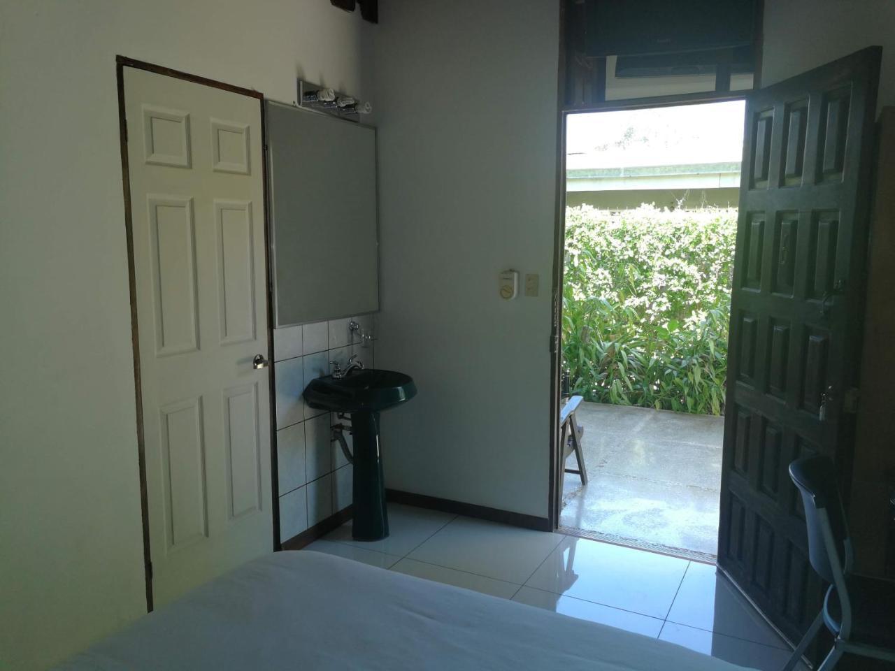 Hotel Nicoya Buitenkant foto
